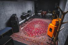 Room 9 - Pro