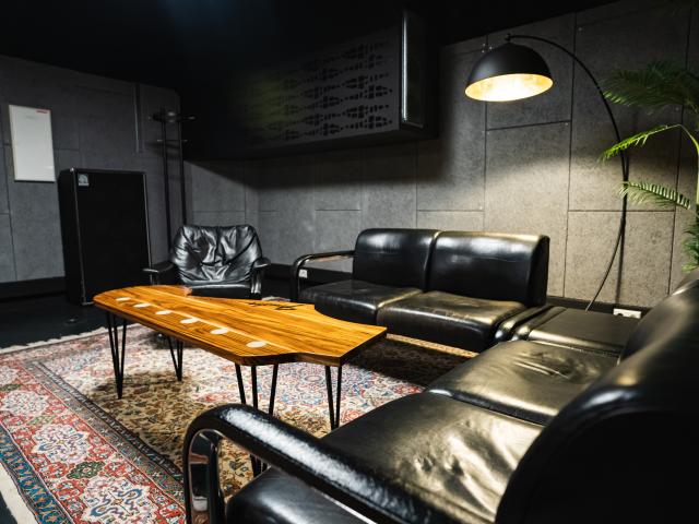 Room 8 - Premium