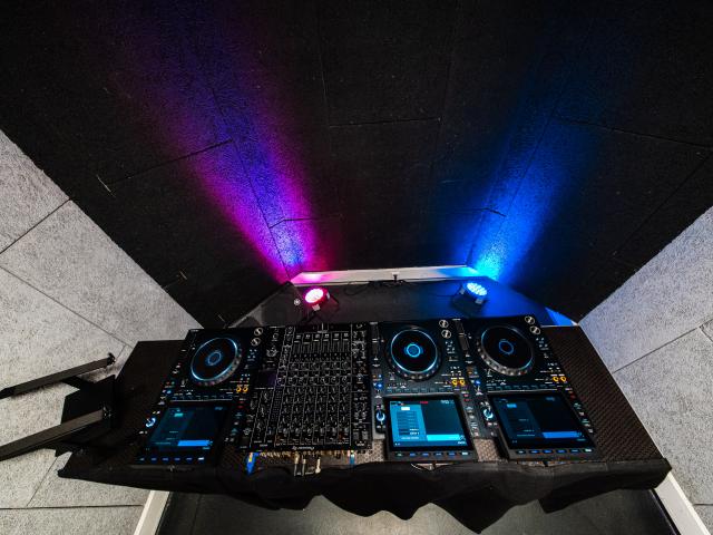 CDJ3000x birds eye view